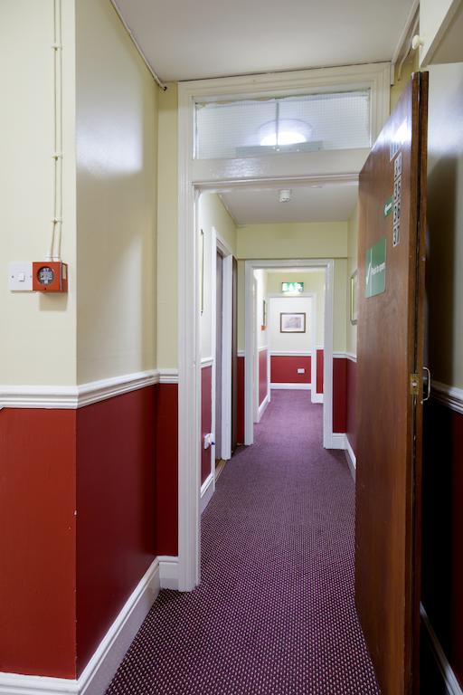 דבלין Inn On The Liffey Guesthouse מראה חיצוני תמונה