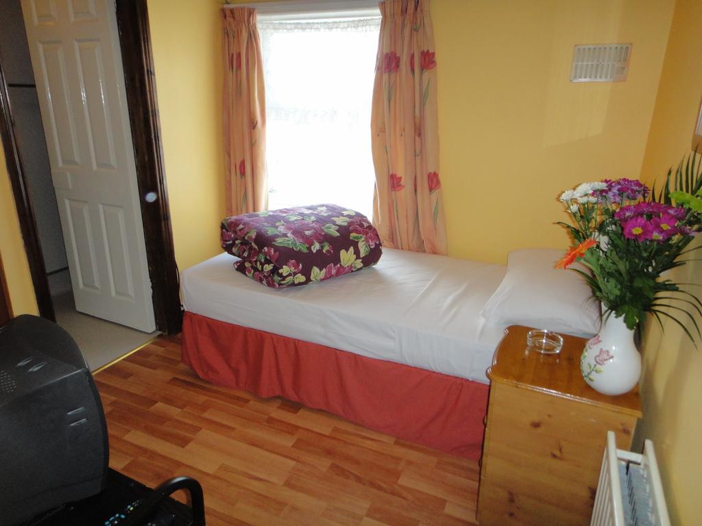 דבלין Inn On The Liffey Guesthouse מראה חיצוני תמונה