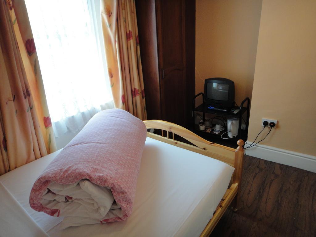 דבלין Inn On The Liffey Guesthouse חדר תמונה