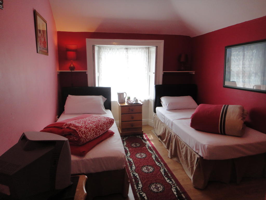 דבלין Inn On The Liffey Guesthouse חדר תמונה